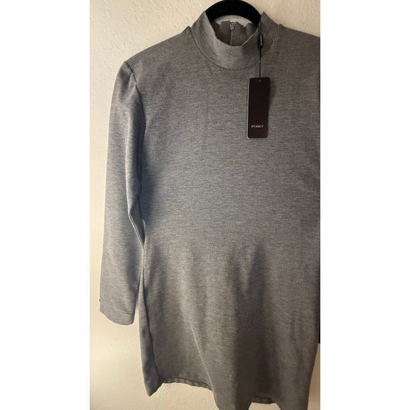 STUDIO F  Women's Gray Long Sleeve Dress Size 8 Made in Colombia ￼ - Picture 6 of 7